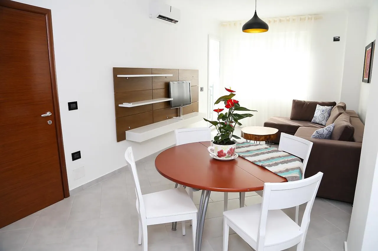 Carpe Diem Apartments-Hotel Shengjin
