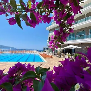 4* Hotell Toto &