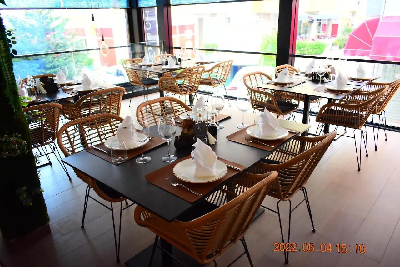 Carpe Diem Apartments-Hotel Shëngjin