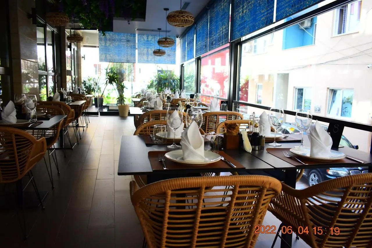 Carpe Diem Apartments-Hotel Shëngjin 0*,  Albánia