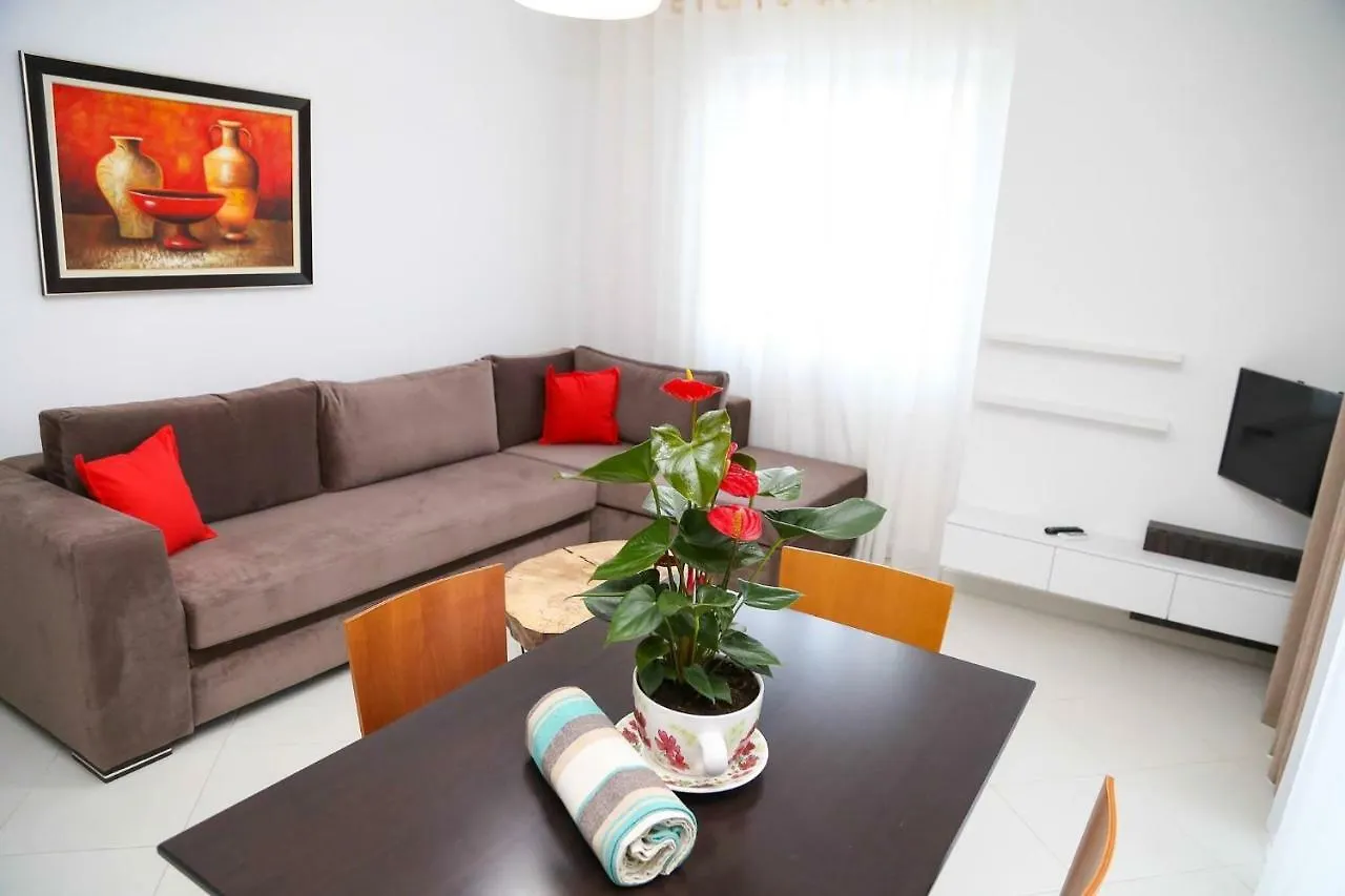 Carpe Diem Apartments-Hotel Shëngjin